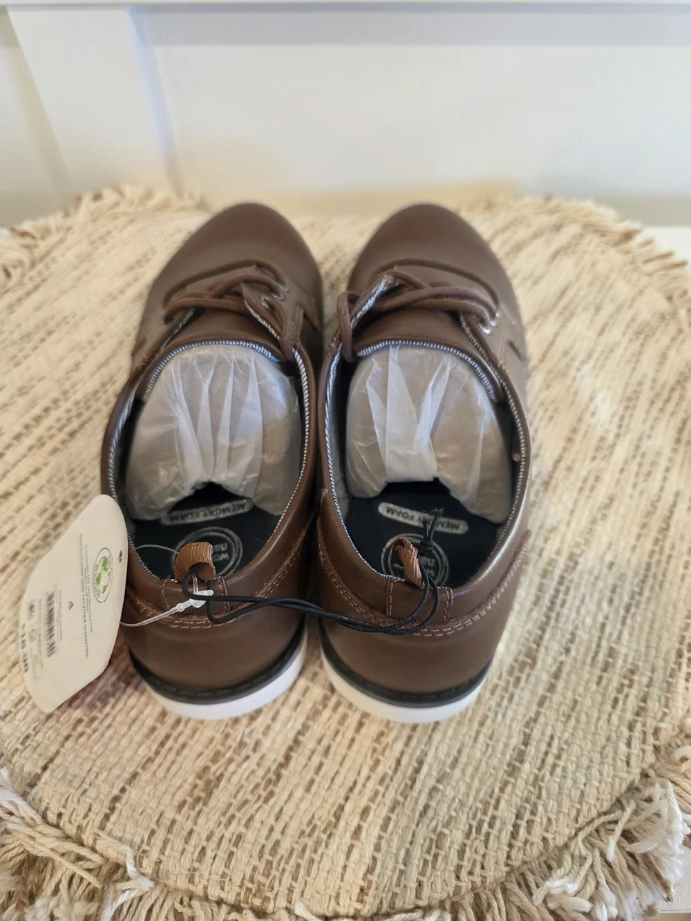 NWT wonder nation Big Boys Size 4 Boys Brown Dress Lace-Up Shoes